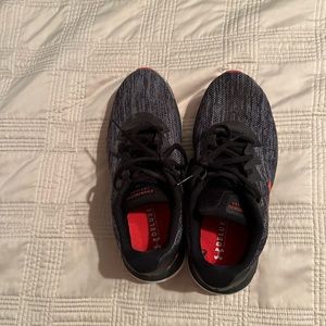 Under armour women’s sneakers